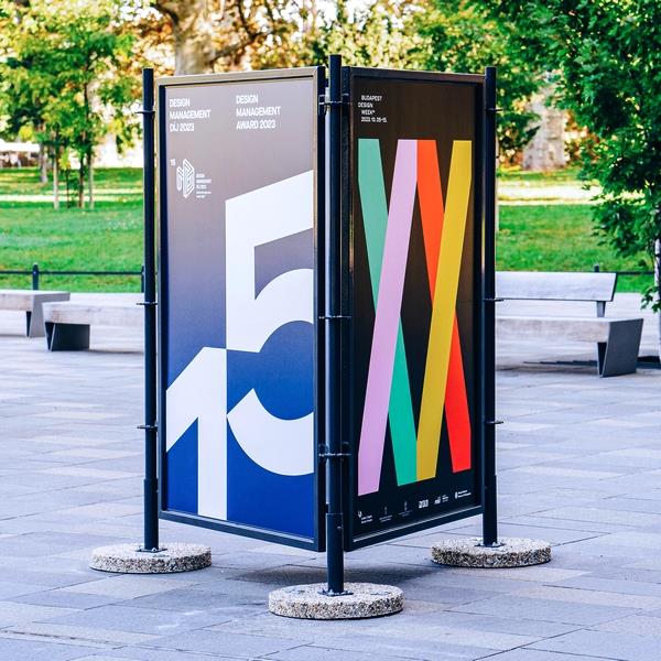 CITYLIGHT kiállítási installáció és paraván